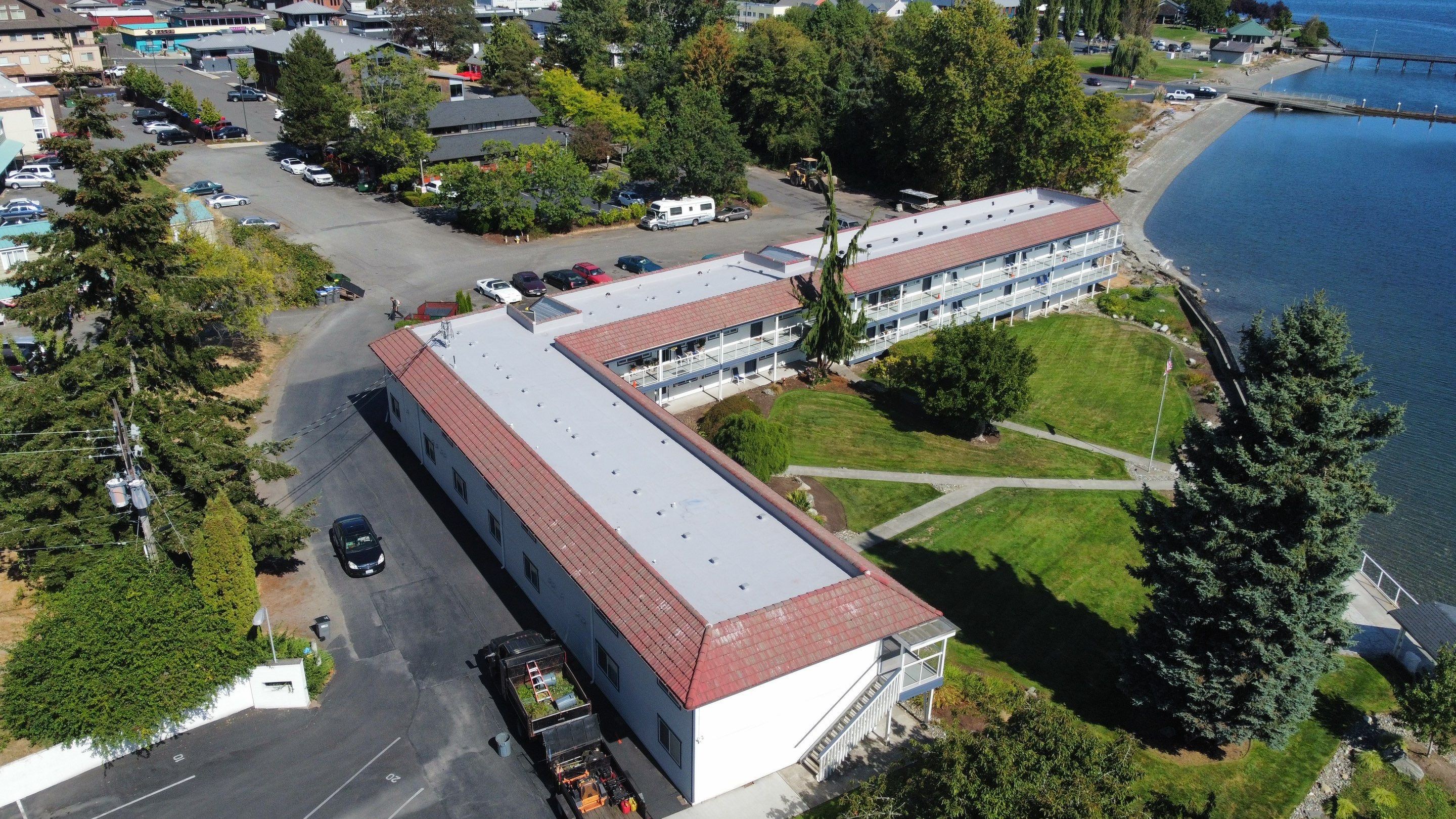 Finished TPO roofing in greater seattle installation, showcasing a sleek and durable roof for a residential complex in Renton, Washington. Tips for Homes in High-Wind Areas